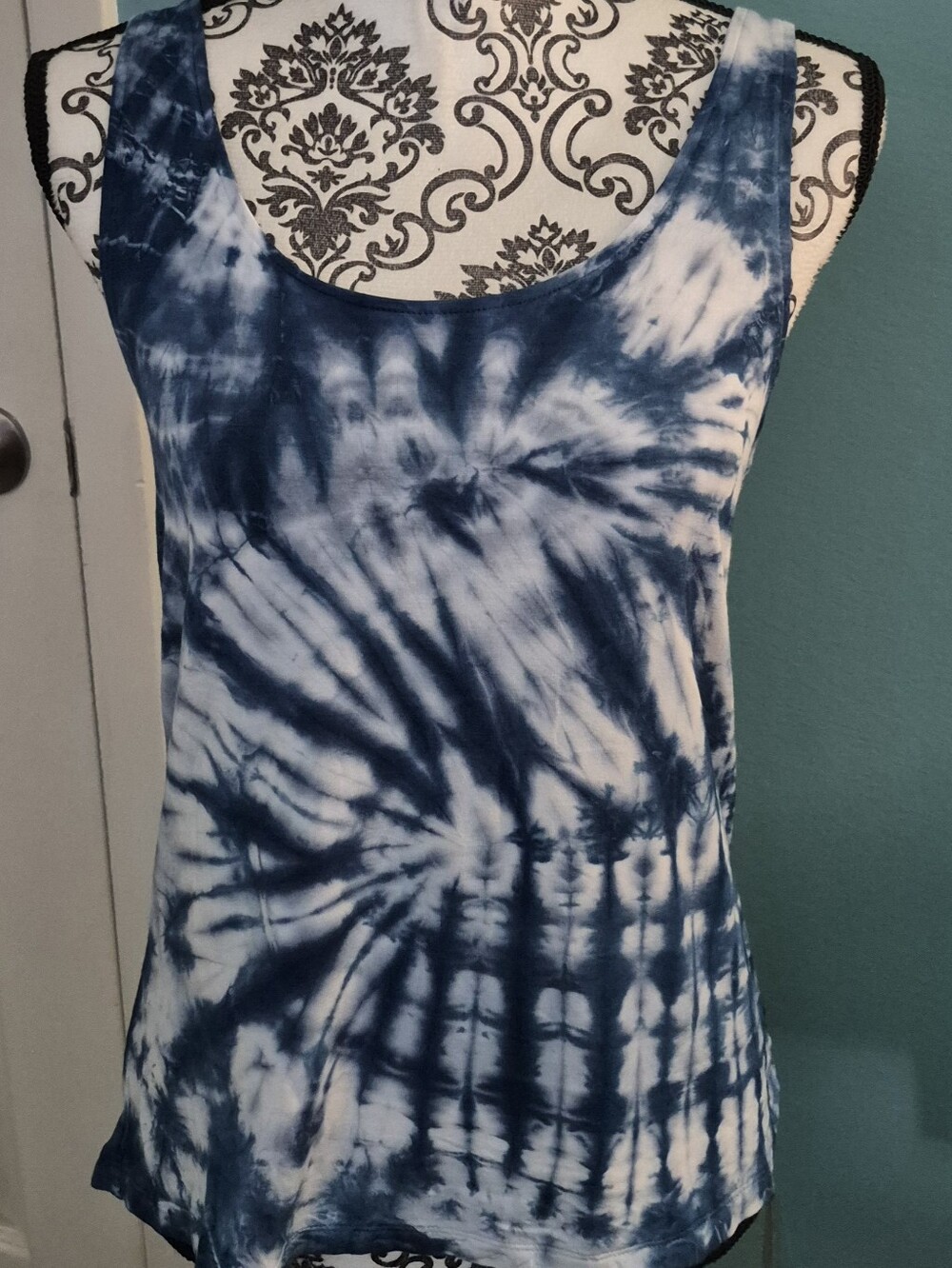 Kathmandu Tie-Dye Scoop Neck Tank Top - Blue & White
